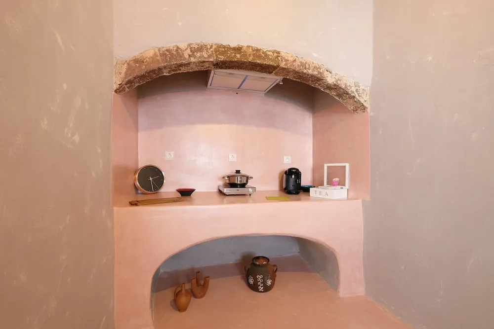 DeltaMi Santorini