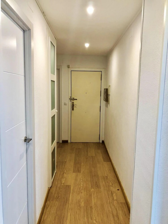 Apartment With 3 Bedrooms In Salou