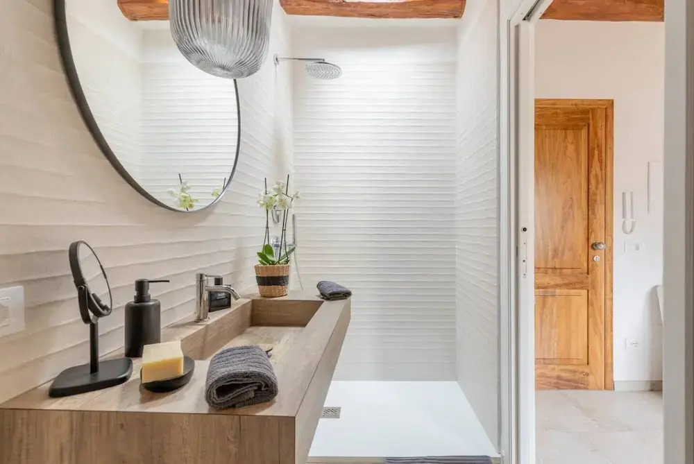 Stylish Luxury Loft Sleeps 4 San Gimignano Tuscany