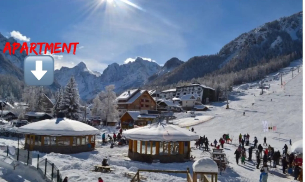 Vall’s apartment- by ski slopes