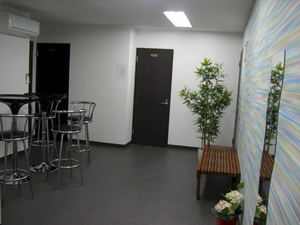 Shinjuku East Hotel
