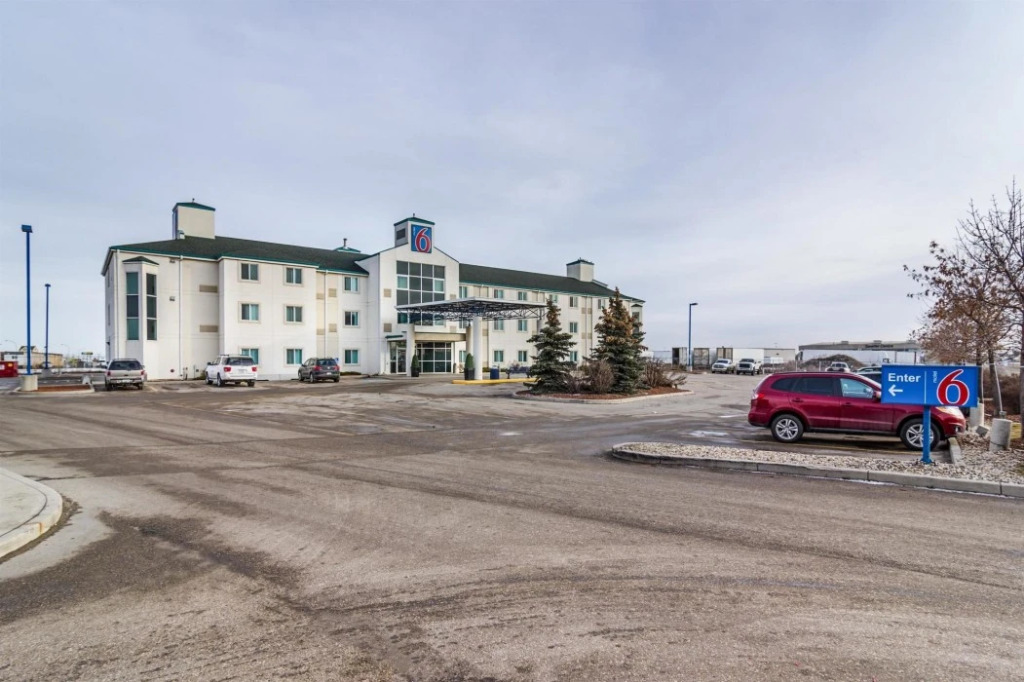 Motel 6-Saskatoon, SK
