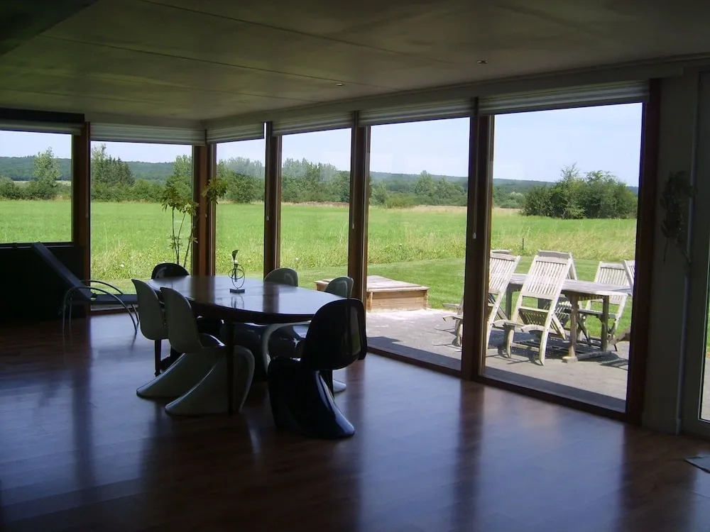 Beautiful Holiday Home with shared Pool in Eprave