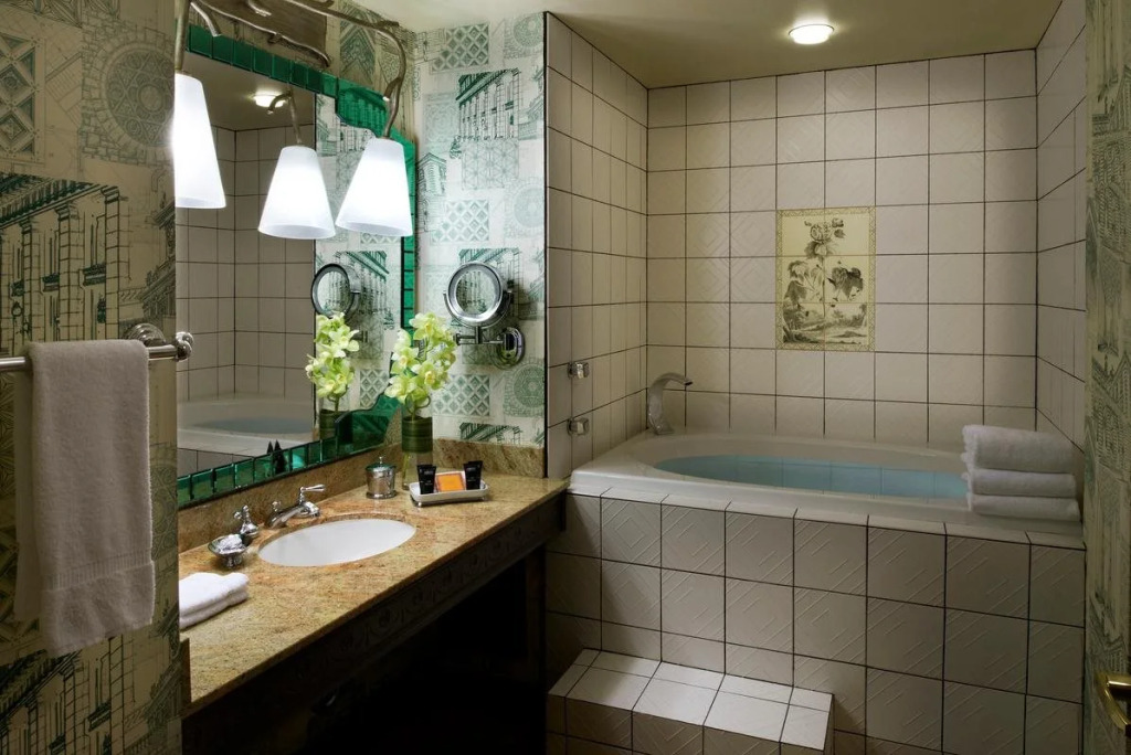 The Royal Sonesta Portland Downtown