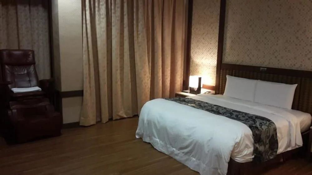 Love Story Motel