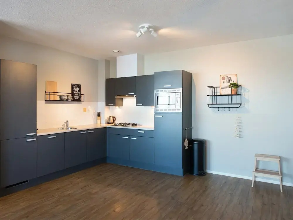 Two Room Apartment Overlooking the Harbor