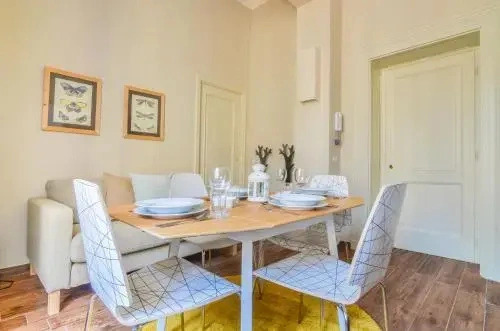 Porta Romana Apartments