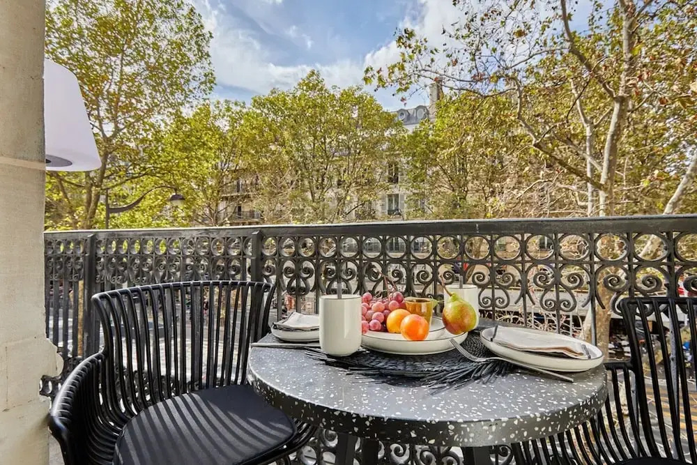 Superb New 1 Bedroom Flat Notre Dame de Paris
