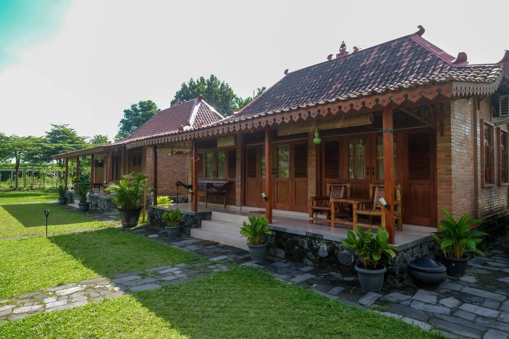 Omah Mbah Mandor by The Lavana