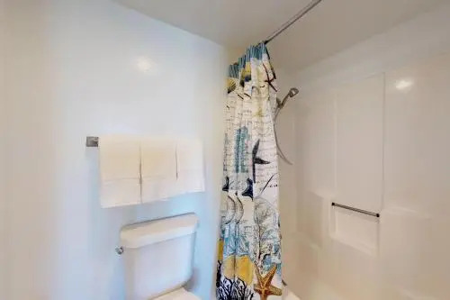 Beachview Condominiums: #204