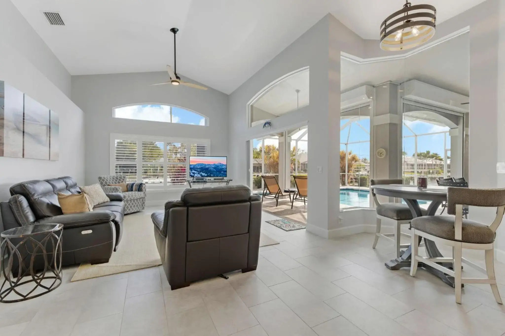 STUNNING Gulf Access Villa with Heated Pool - Villa Southern Paradise - Roelens Vacations