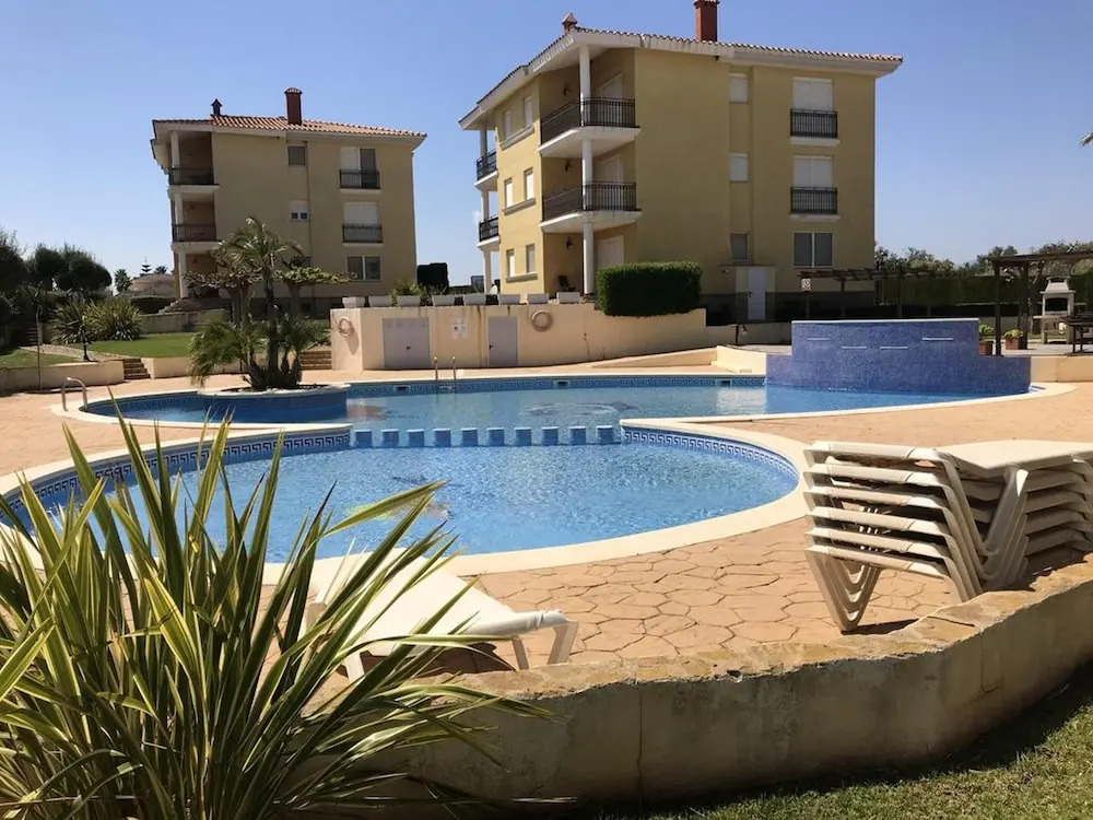 Apartment with 2 Bedrooms in San Jorge, with Wonderful Lake View, Pool Access, Enclosed Garden - 15 Km From the Beach