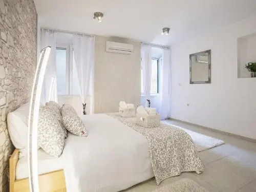 Kuny Apartments