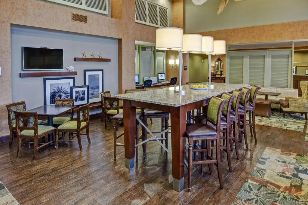 Holiday Inn Express & Suites Destin - Miramar Beach by IHG