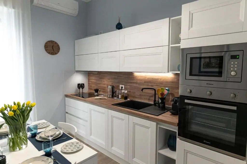 Azzurro 6 Holiday House