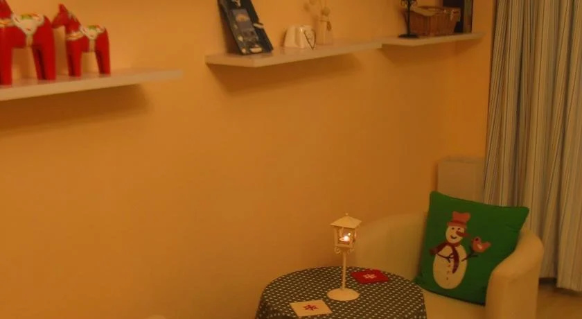 Sandy'S House 山底下的小屋