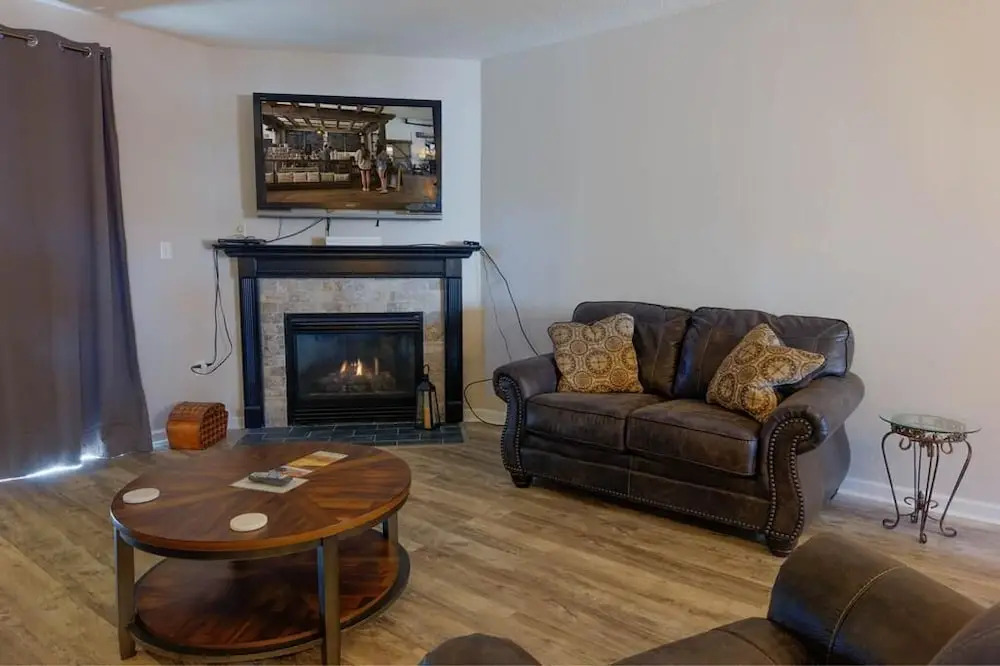 Whispering Pines 333