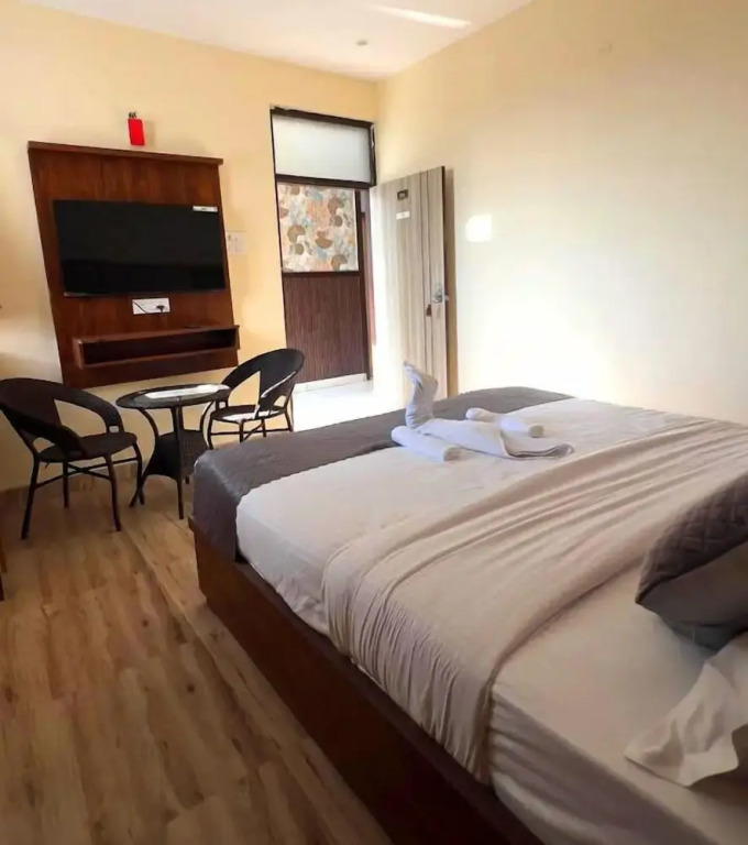 Aries Inn