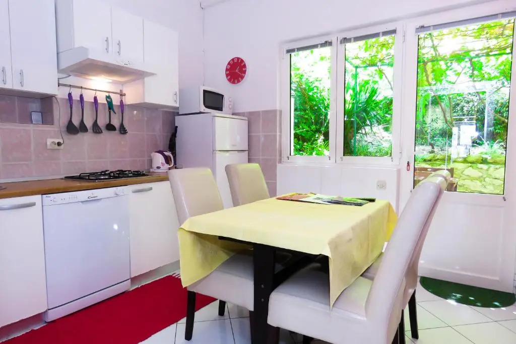 Apartments Anica & Gabriela