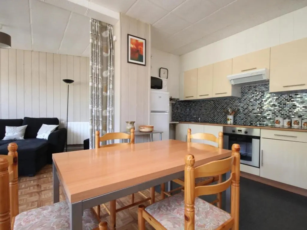 Appartement Mont-Dore, 3 pièces, 6 personnes - FR-1-608-21