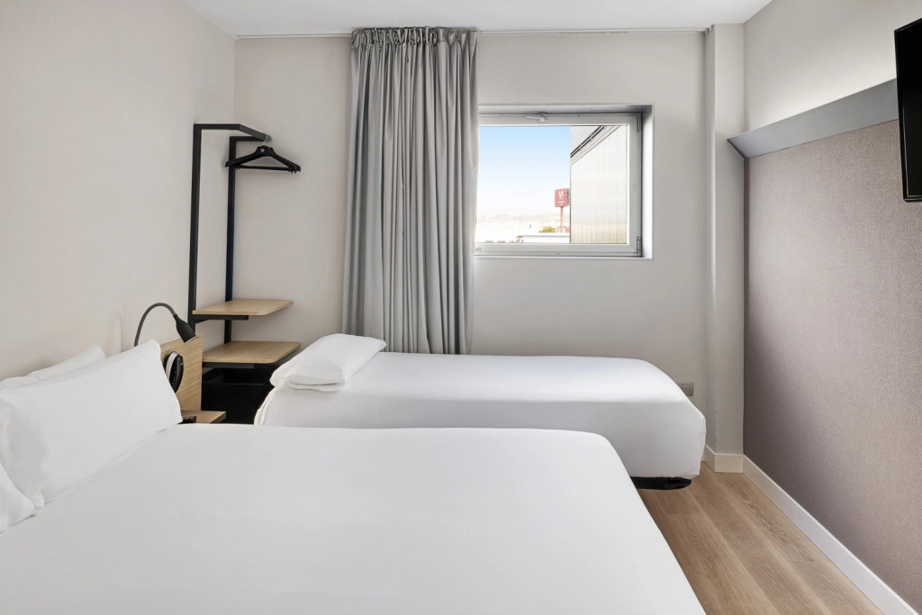 B&B HOTEL Granada