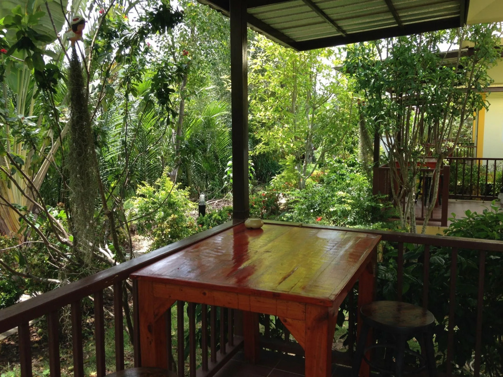 Ruentonnum Amphawa