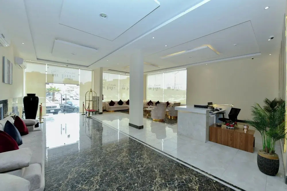 Oasis Suite Hotel Apartments