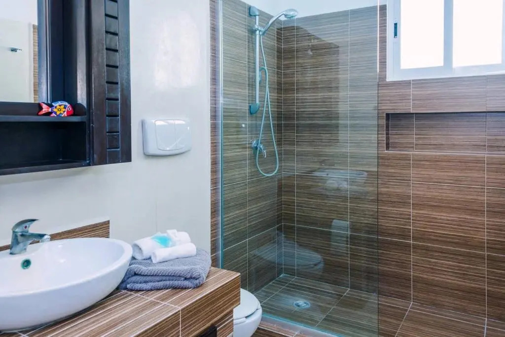 Modern Condo, Just Steps To Mamitas Beach And 5Th!