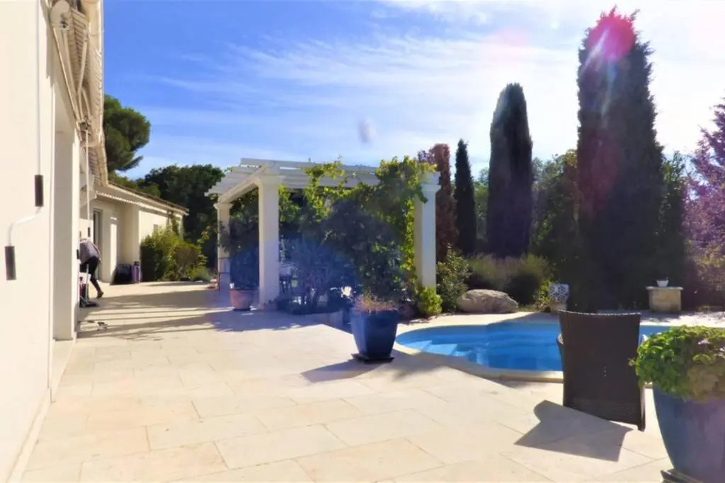 Magnifique villa l'Ibis pour 8 personnes, piscine, clim,parc et parking