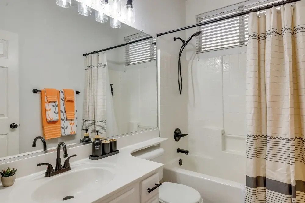 Avondale Home w/ Heated Pool & Putting Green!