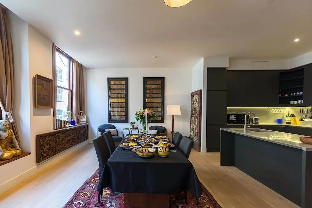 Luxury Smart Home in Central London, 4 Guests