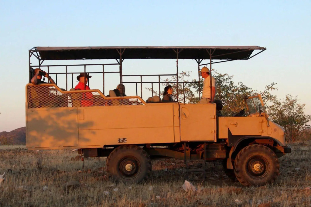 Hobatere Lodge