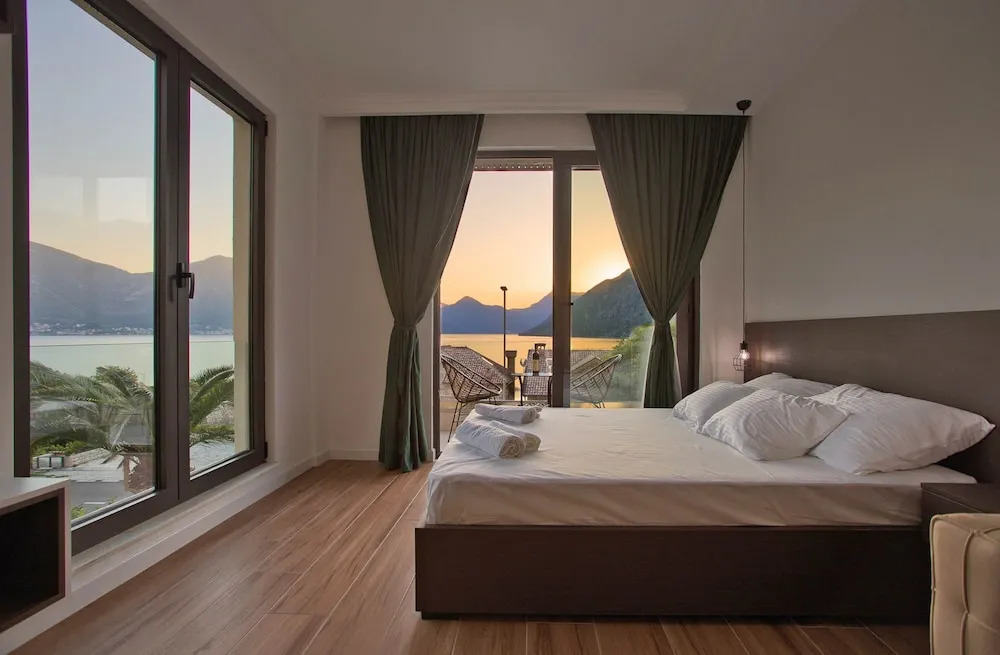 Apartments Magic Sea View