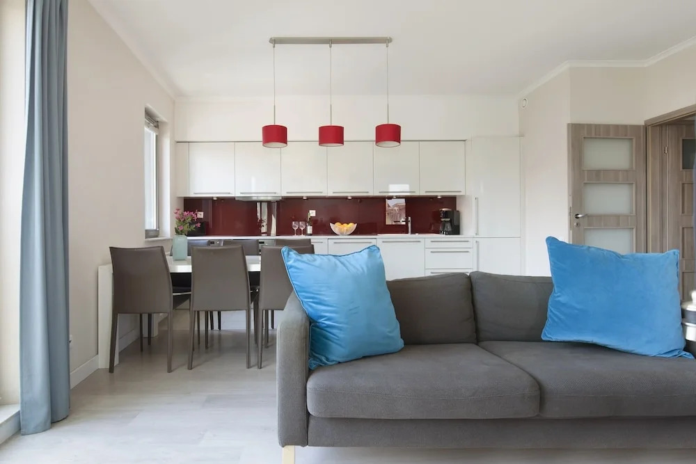 Waterlane Riverside - SPA, Pool, Gym & Parking by Downtown Apartments