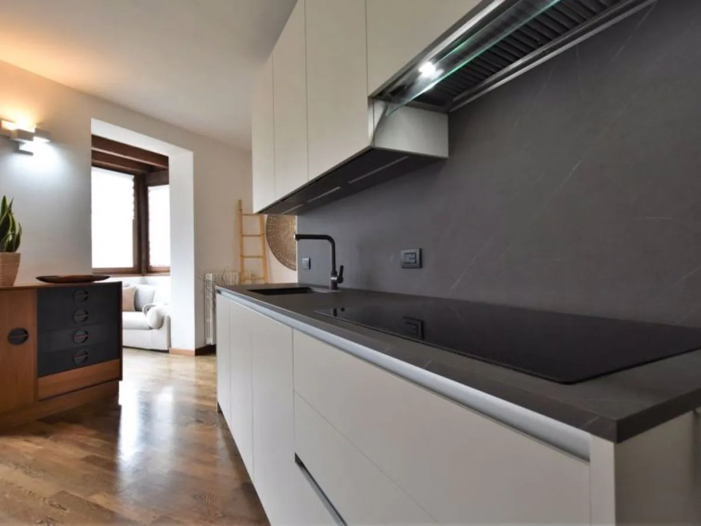 Valley View Pool Apartment
