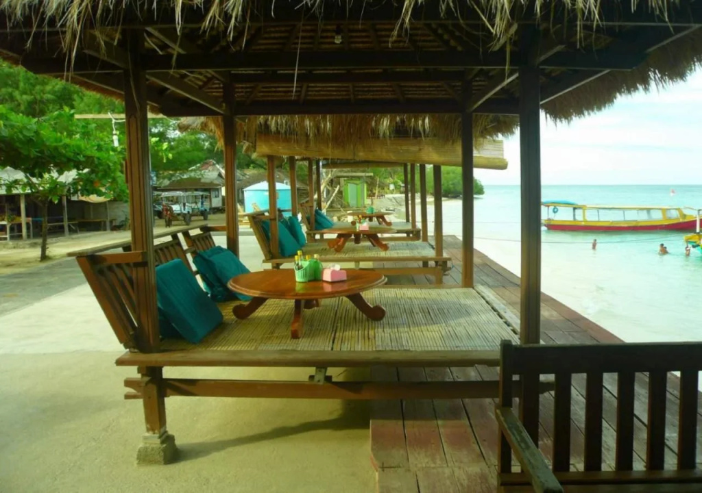 Bronze Bungalows