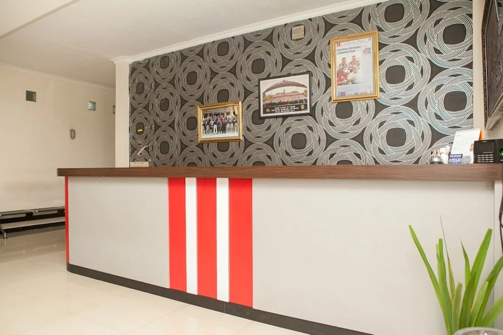 RedDoorz near Maranatha University 3