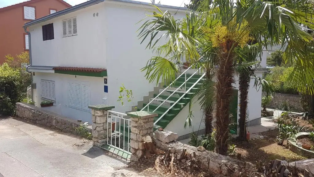 Apartment Mir