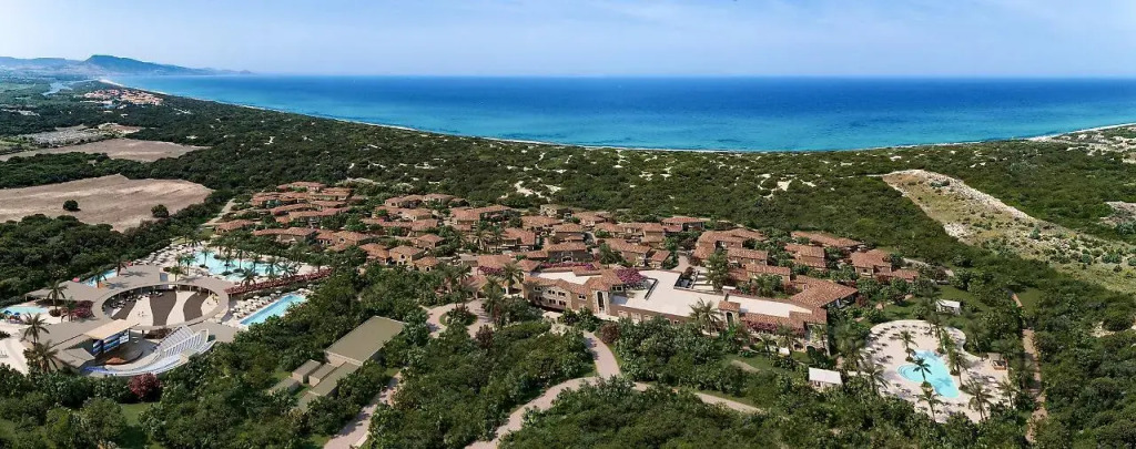 Resort Is Serenas Badesi Village