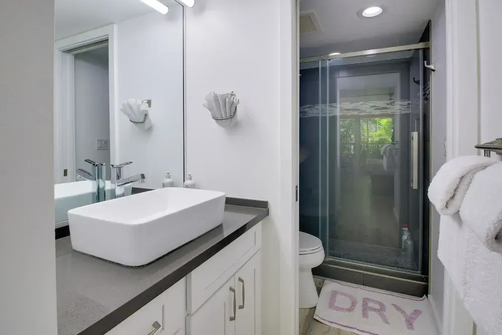 Steps to Beach: Kihei Studio w Scenic Lanai