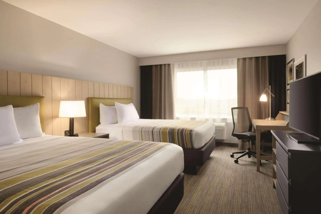 Country Inn & Suites by Radisson, Ft Atkinson, WI