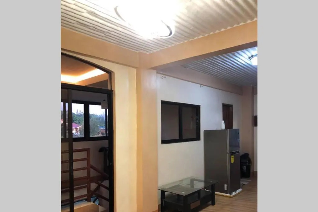 Lianne LoftUp to 12paxFREEparking+Wifi+Netflix