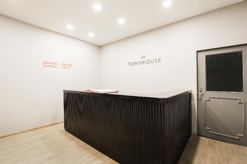 OYO Townhouse 340 JAGEER PALACE