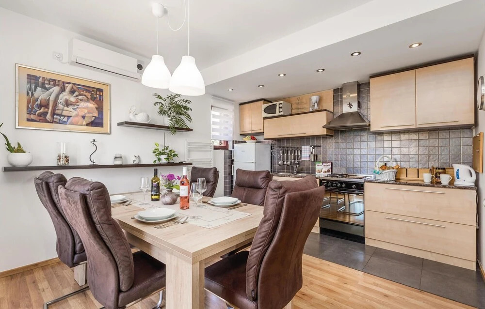 Stunning Home in Novi Vinodolski With Wifi and 3 Bedrooms