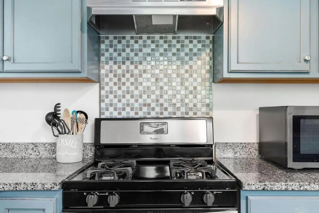 1120 E Arctic Ave - Neptune's Folly - Ocean View