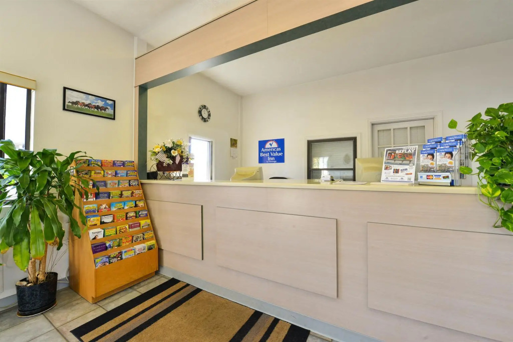 Smokies Motel