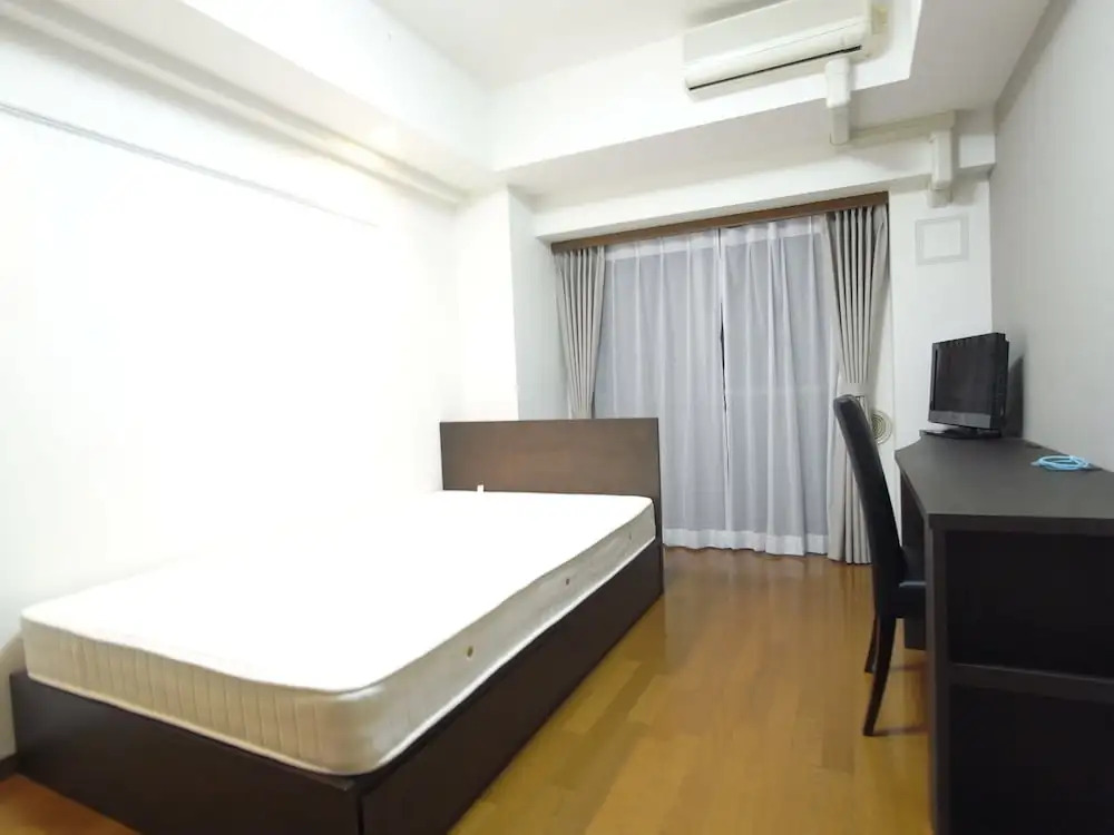 Palace Studio Shinjuku Parkside