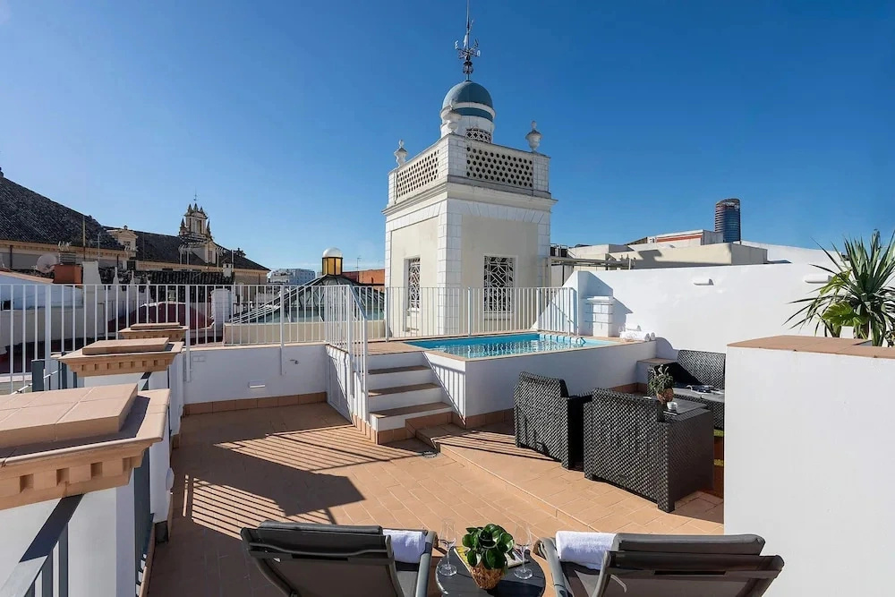 Spectacular Duplex With a Private Pool in Seville Mendoza Rios II