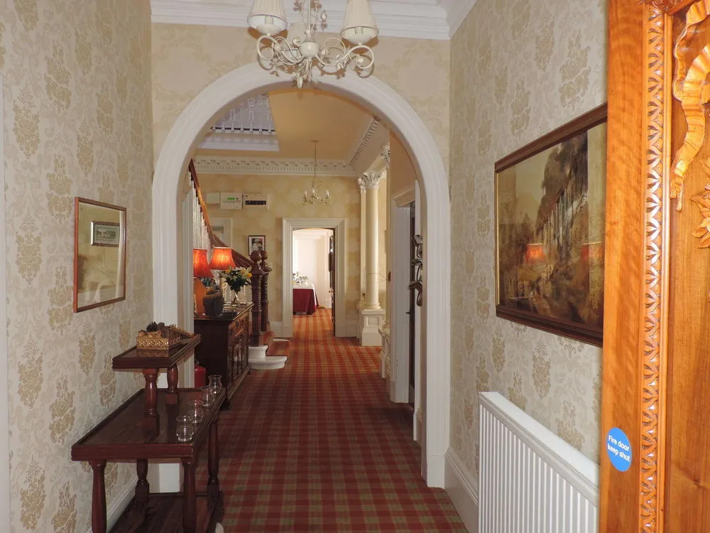Hunters Quay Hotel