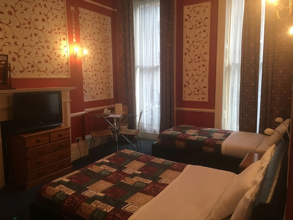 Hadleigh Hotel